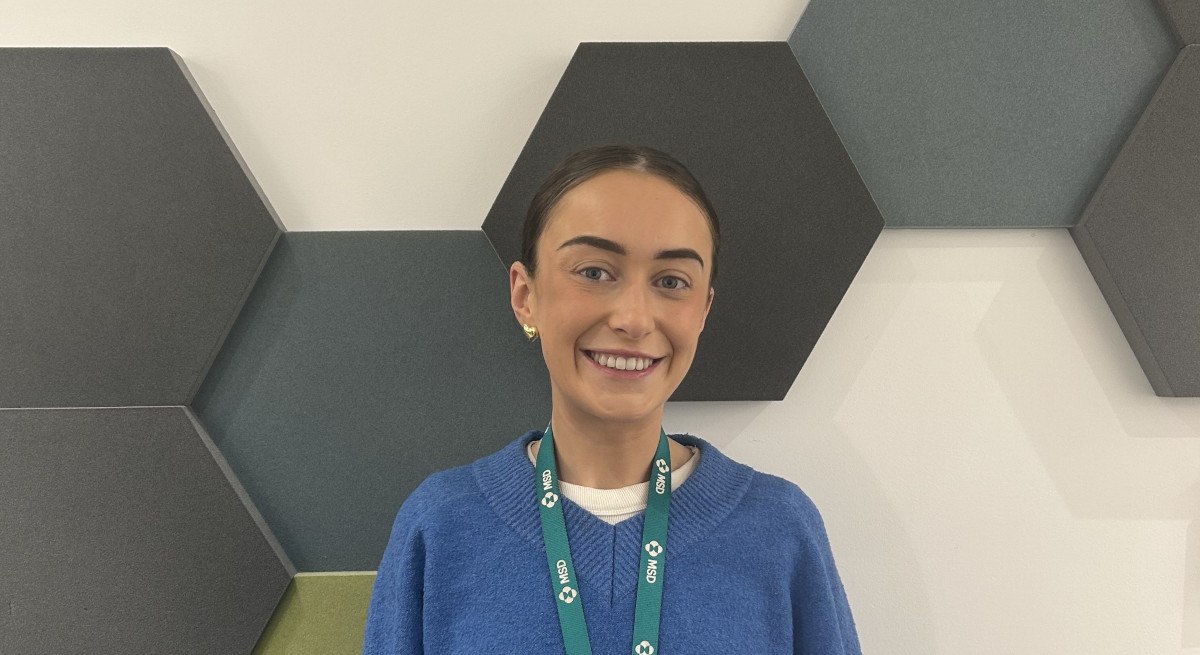 Denkt u aan een draaipunt? Deze farmaceutische operations-technicus kreeg een start in de kunst