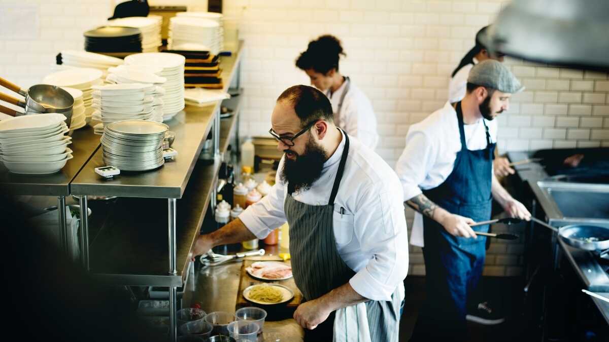Het ministerie van Financiën wijzigt stapsgewijs de deadline voor zelfstandigen om uit het systeem te stappen