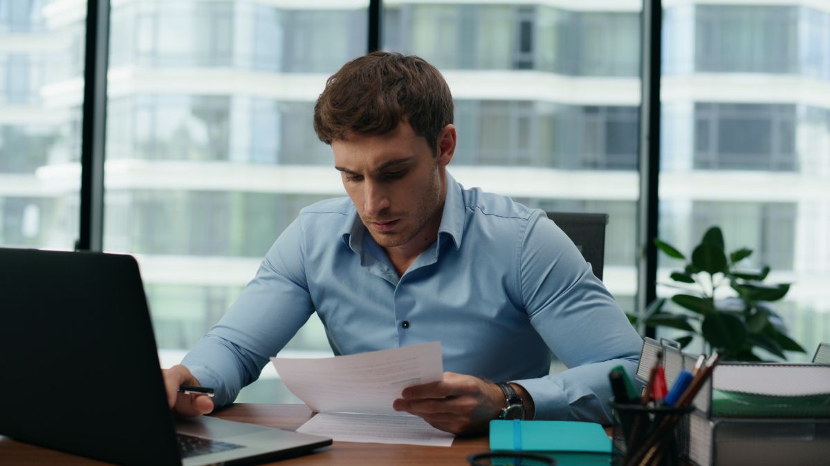 De EU verandert de regels en vanaf 2026 is het verplicht om te rapporteren over de salarissen van werknemers