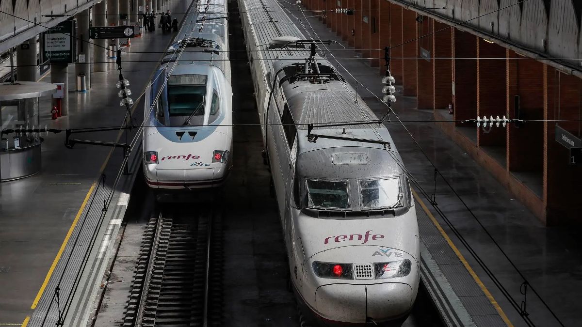 UGT herinnert aan het betaalde verlof dat werknemers die getroffen zijn door de verkeersopschorting tussen Madrid en Andalusië na het ongeval kunnen aanvragen