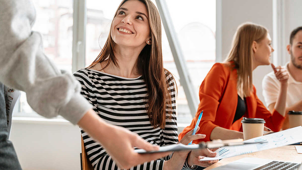 Werknemers vragen zelfstandigen en kmo’s om flexibiliteit, salaris en promotie