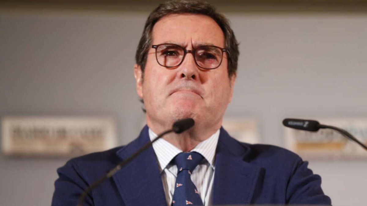 CEOE verwerpt de verhoging van de SMI en verzekert dat het een “valstrik” is die “veel bedrijven zal verstikken” als gevolg van de hervorming van de opname van bonussen