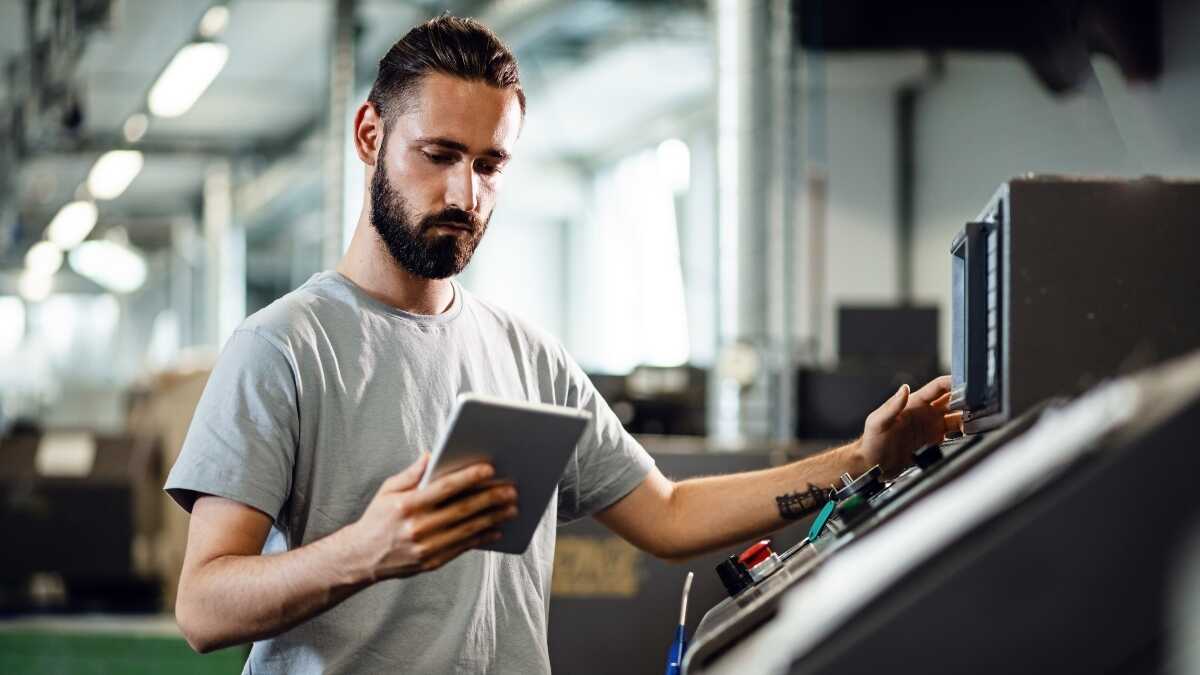 Een nieuwe Europese norm zal het MKB dwingen zijn machines te beschermen tegen cyberaanvallen