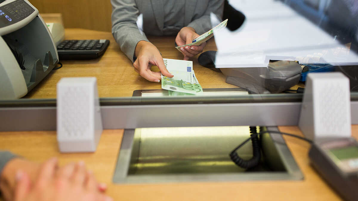 De banken hebben de eerste maandelijkse gegevens over betalingen en incasso's van zelfstandigen naar de Schatkist gestuurd