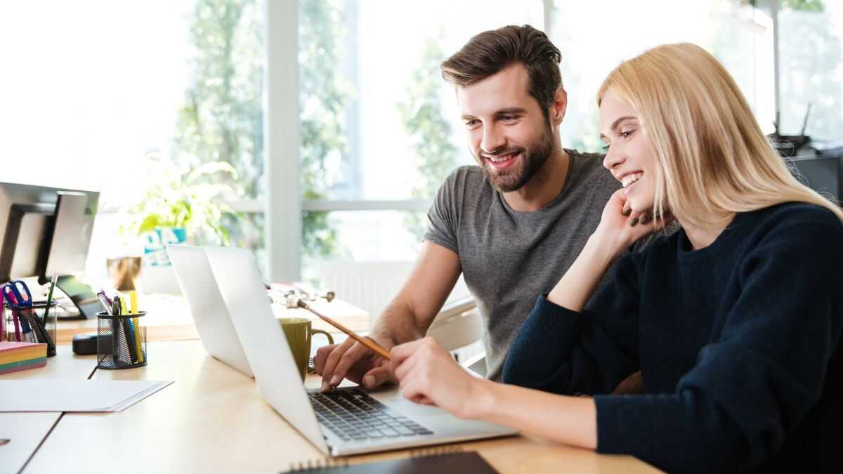 Zelfstandigen kunnen nu een directe chat met het ministerie van Financiën openen om hun twijfels over het inkomen op te lossen