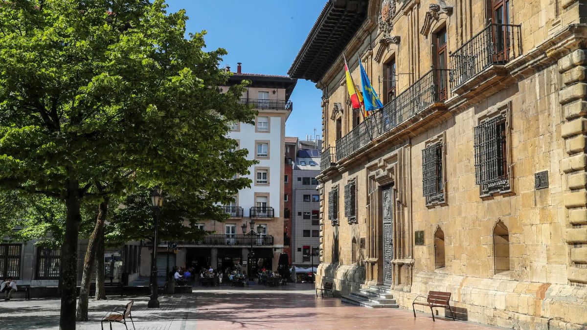 Hij krijgt een schadevergoeding van 35.172 euro na het verkrijgen van zijn vaste baan na 19 jaar als uitzendkracht: stabilisatie kan de misstanden niet wegnemen