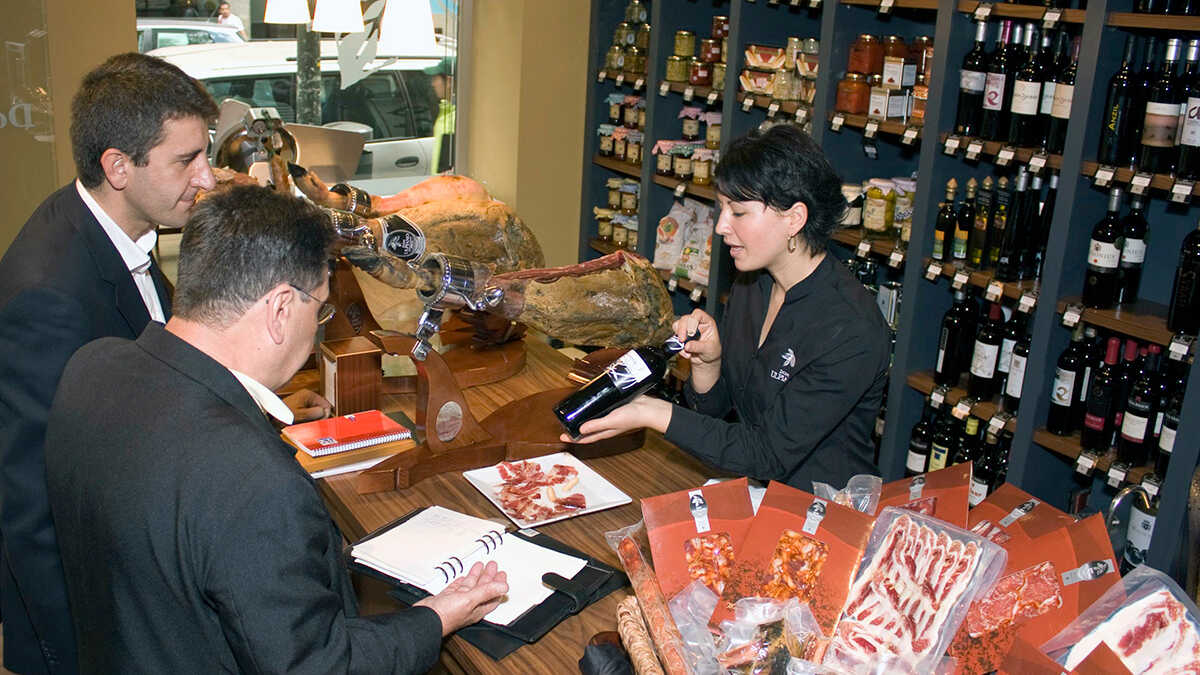 De helft van de kleine en middelgrote ondernemingen heeft financiering aangevraagd, veelal alleen om de kosten te dekken, niet om te investeren