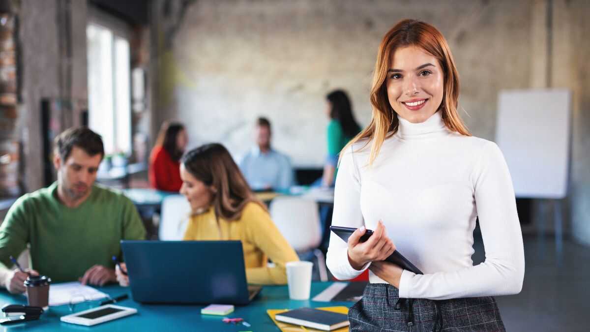 Vrouwen runnen één op de vier micro-ondernemingen, maar hun leiderschap neemt af in grotere bedrijven
