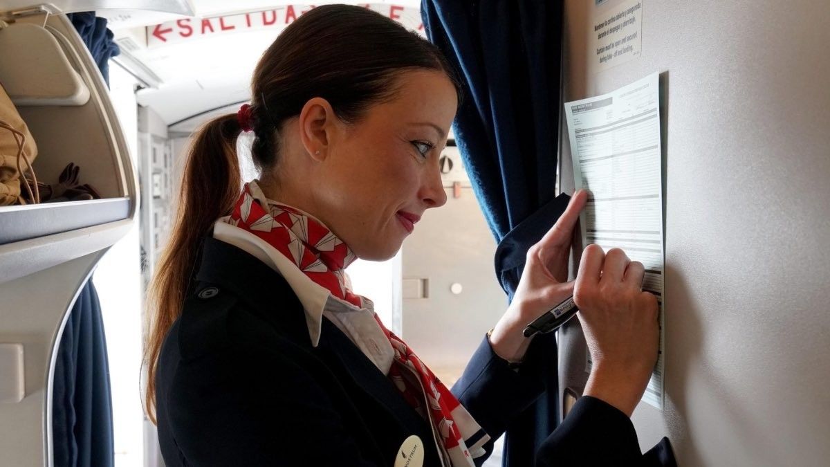 Air Nostrum neemt mensen aan en roept op tot een dag vol persoonlijke interviews: ze vragen niet om een ​​vliegcertificaat