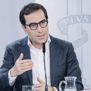 Carlos Body verwacht dat april zal afsluiten met een historisch gemiddelde van 22.060.000 aangeslotenen bij de sociale zekerheid