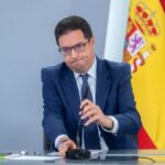 De BOE bevestigt de vermindering van de werkuren tot 35 uur voor 220.000 AGE-ambtenaren