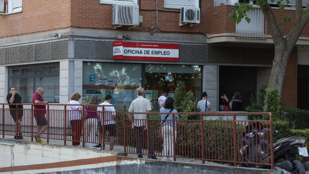 De werkloosheid daalde in maart met 22.934 mensen en bedroeg 2.419.712: het laagste niveau sinds 2008