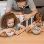 Het is officieel: werknemers met kinderen onder de 12 jaar kunnen telewerk of een roosterwijziging eisen zonder dat het bedrijf dit kan weigeren.