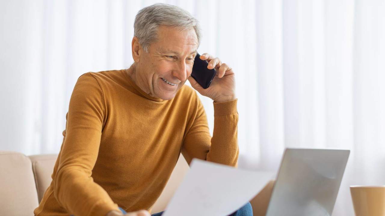 De sociale zekerheid kan het pensioen opschorten voor zelfstandigen die na hun pensionering factureren