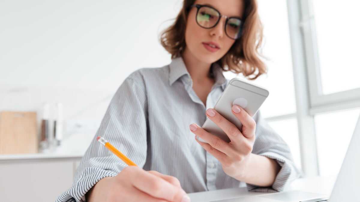 Veel zelfstandigen hebben zonder digitaal certificaat contact met de Schatkist en de Sociale Zekerheid