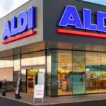 Aldi ontslaat een arbeider die deed alsof hij voor een doos ijs betaalde en het kaartje annuleerde: Justitie vindt het gepast ondanks de lage prijs van het product