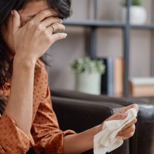 Een vrouw moet ruim 1.700 euro tijdelijke arbeidsongeschiktheidsuitkering terugstorten aan de Sociale Zekerheid: ze werd 'betrapt' toen ze naar een sollicitatiegesprek ging