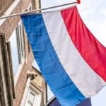 Nederland zoekt Spanjaarden die een vast dienstverband willen, inclusief huisvesting, salarissen tot 3.700 euro en dagvergoedingen