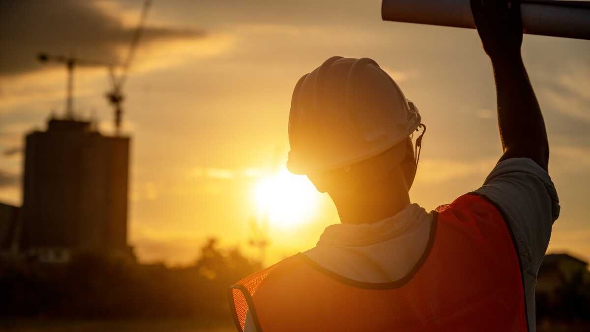Labour bevestigt dat het meer dan 100.000 aanmaningen naar zelfstandigen zal sturen om maatregelen tegen de hitte toe te passen