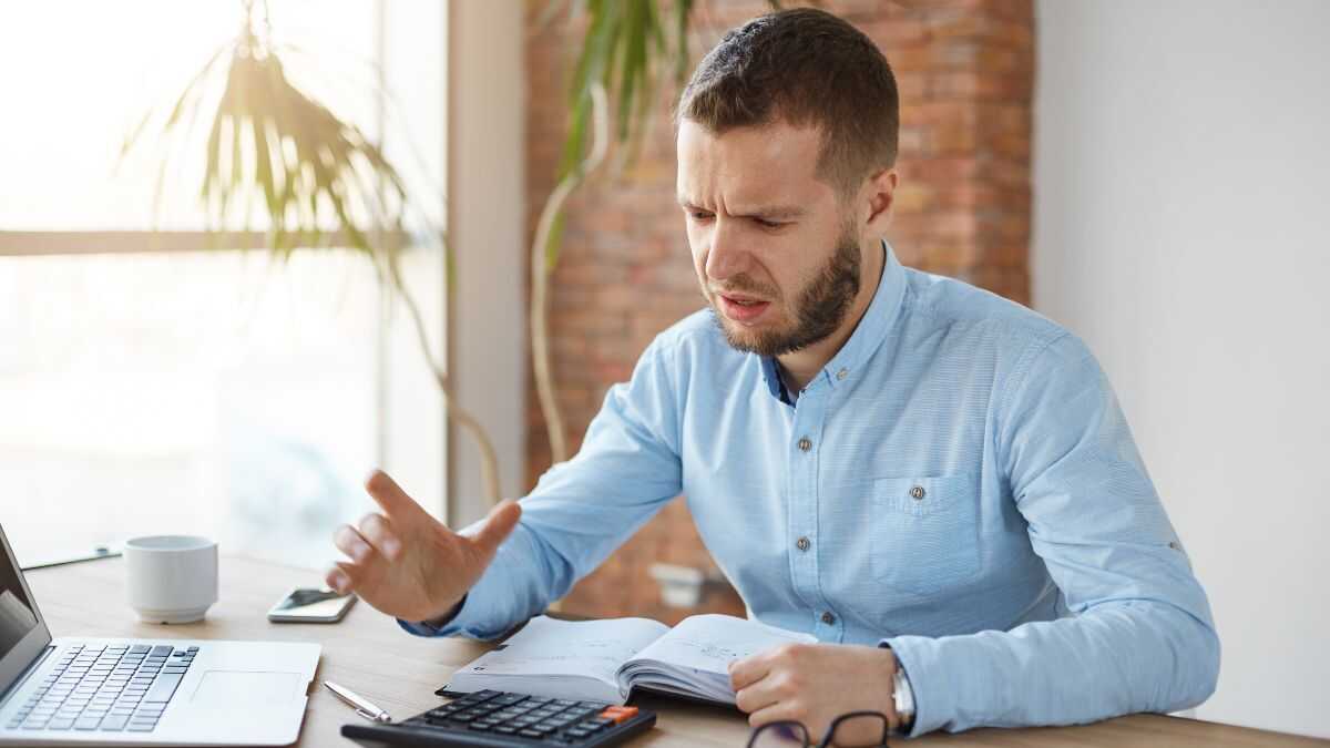 Het ministerie van Financiën kan belastingen en boetes blijven vorderen van zelfstandigen, zelfs als er vier jaar zijn verstreken