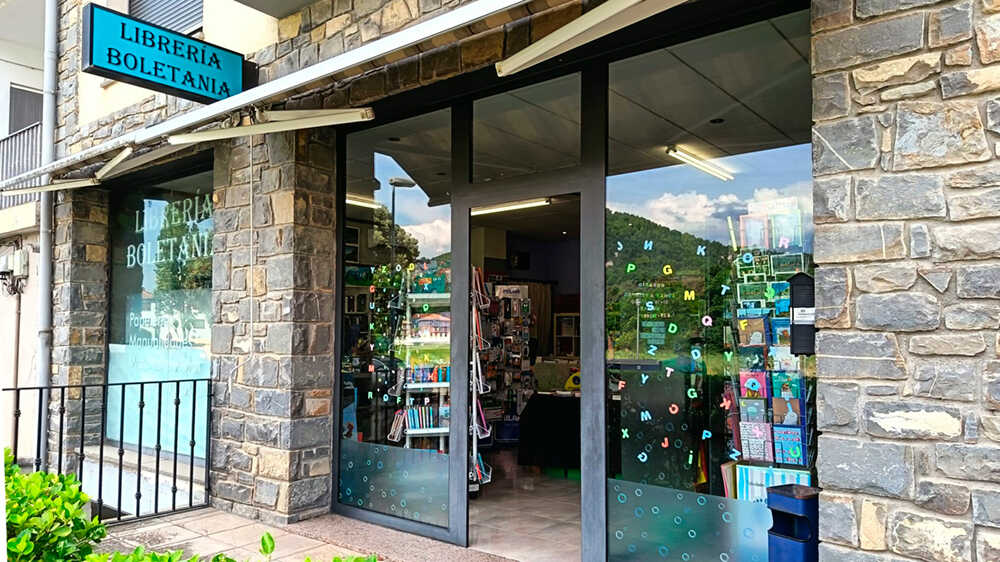 De Boletania-boekwinkel in Boltaña (Huesca) is eigendom van Nieves Araguás Sarasán
