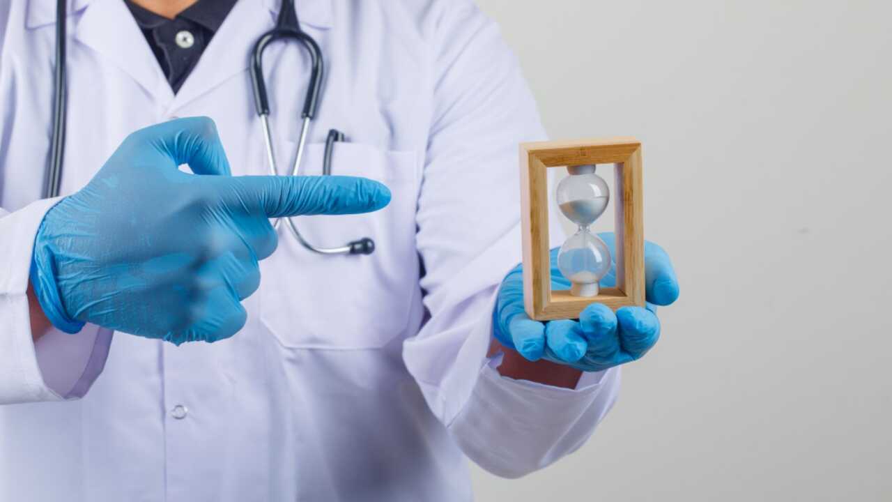De regering versnelt het ziekteverzuim door trauma, terwijl de belangrijkste reden voor verzuim toeneemt: de geestelijke gezondheidszorg