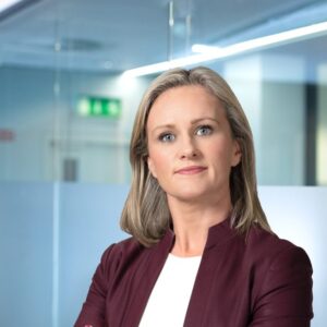 CEO's verwachten grootschalige omscholing naarmate AI het personeelsbestand hervormt, zo blijkt uit het rapport