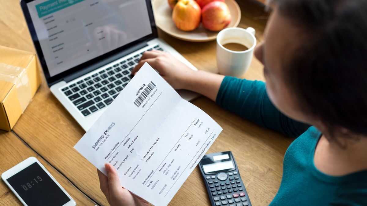 De Schatkist kan van zelfstandigen verlangen dat zij de verzending van facturen bewijzen om de BTW terug te vorderen
