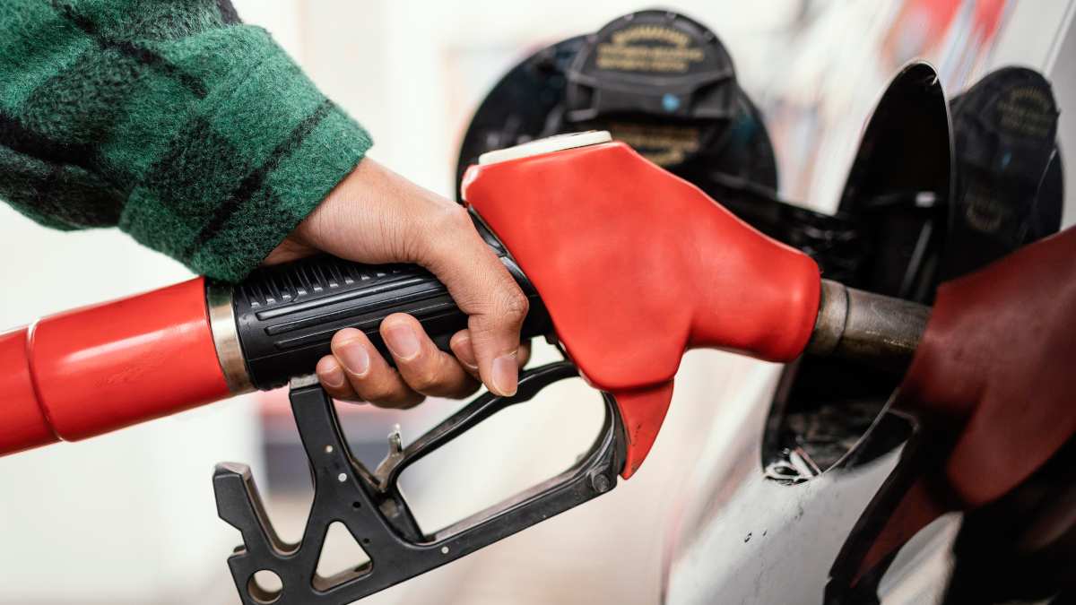 Zelfstandigen betalen na het einde van de BTW-verlaging op brandstof opnieuw meer om de tank te vullen