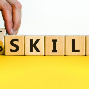 Wat is voor een werkgever belangrijker bij het aannemen van personeel, AI of sociale vaardigheden?