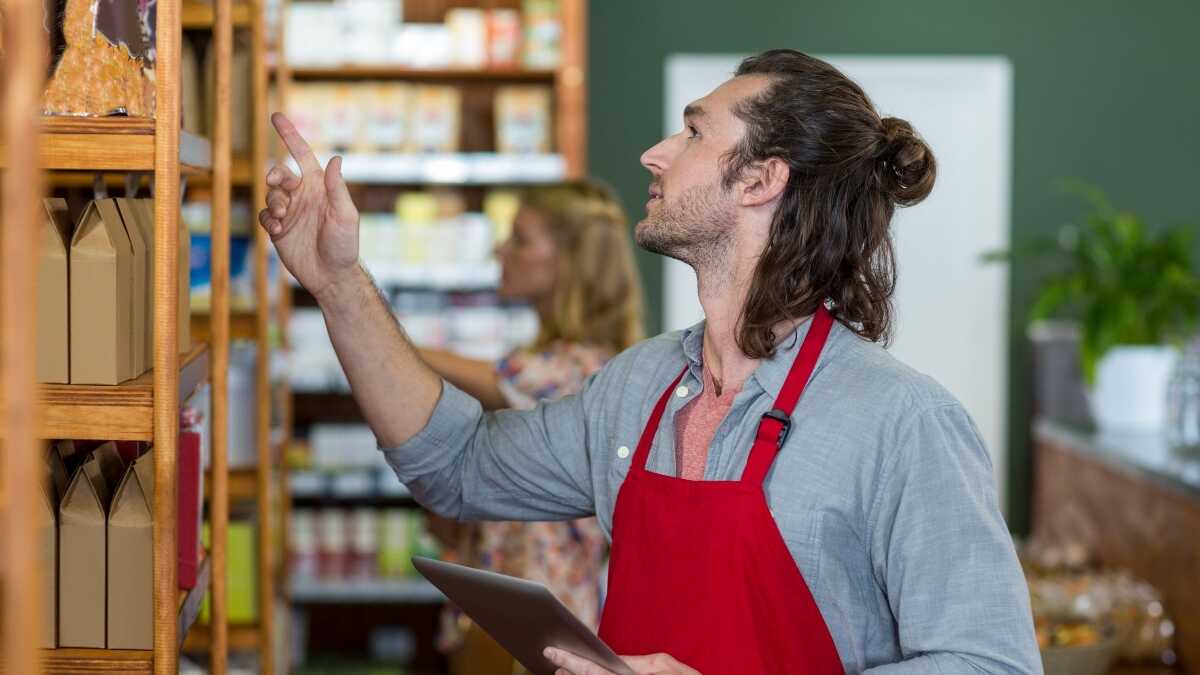 De werkgelegenheid in kleinere bedrijven blijft verdwijnen en RETA verliest in juli opnieuw leden