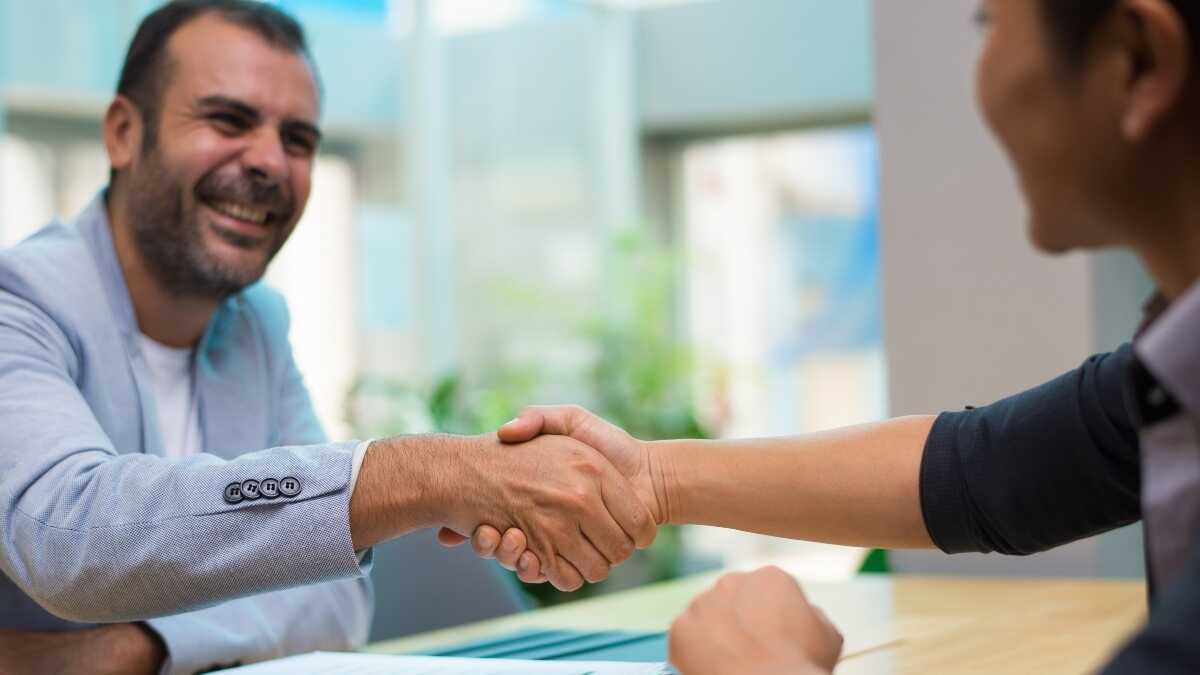 Eén op de drie werknemers in het MKB overweegt het komende jaar van baan te veranderen