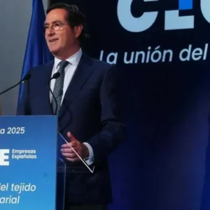 De regering kondigt steun aan voor bedrijven die getroffen zijn door de crisis in Ceuta en CEOE vraagt ​​om meer maatregelen