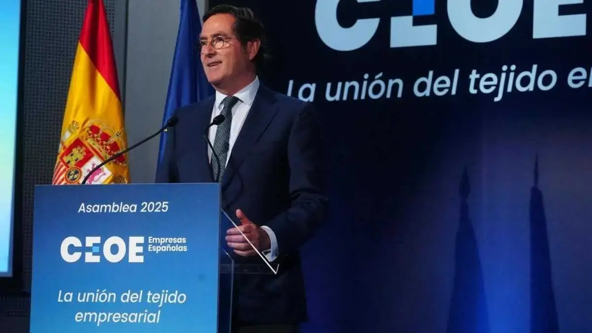 De regering kondigt steun aan voor bedrijven die getroffen zijn door de crisis in Ceuta en CEOE vraagt ​​om meer maatregelen
