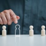 Compliance-experts constateren dat bedrijven te weinig personeel hebben dat bekwaam is op het gebied van beveiliging en regelgeving