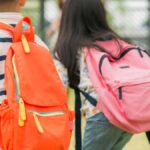 Het ministerie van Financiën zal in deze CCAA aanvaarden dat zelfstandigen de kosten van hun kinderen om weer naar school te gaan, aftrekken.