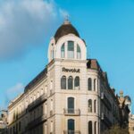 Revolut plant een fysieke winkel in Barcelona