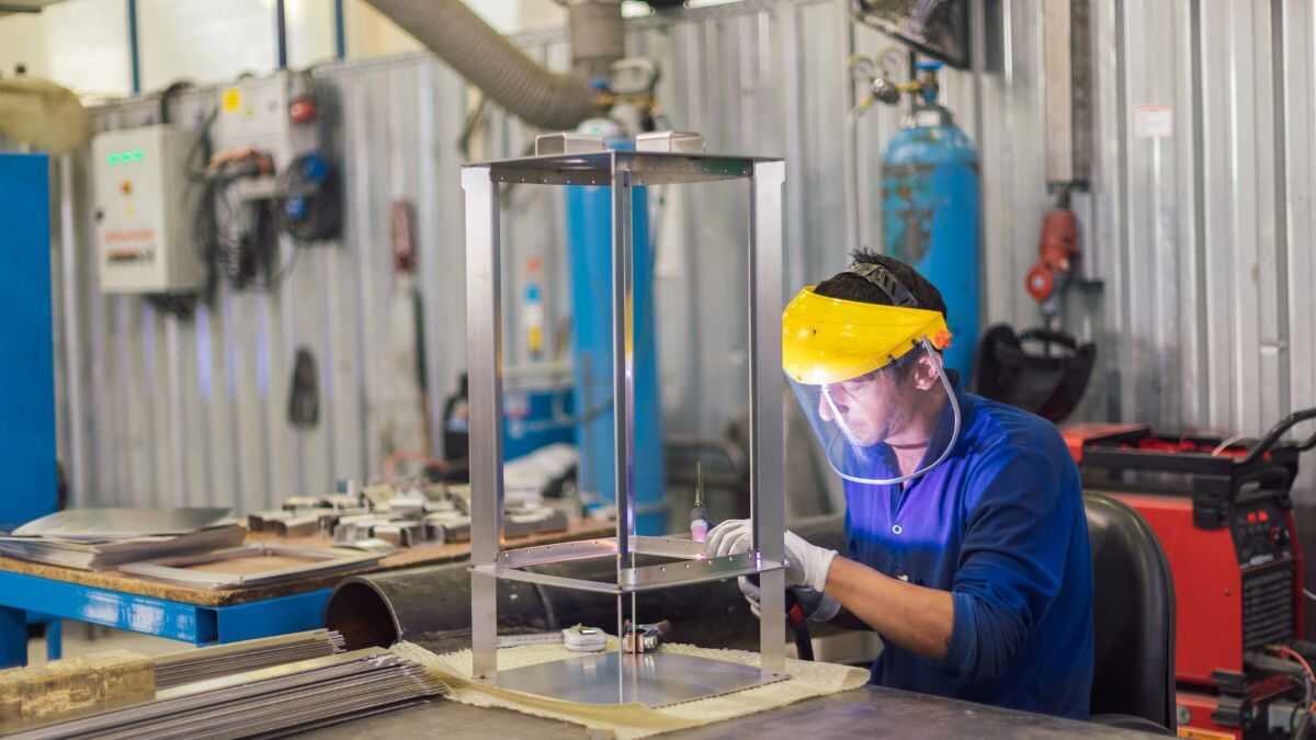 Castilla-La Mancha stelt zes miljoen euro beschikbaar voor steun voor het MKB om industriële centra te creëren of te verplaatsen