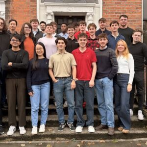 Dubsof verdubbelt zijn team, naast een investering van € 5,5 miljoen